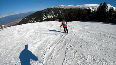 成人滑雪滑雪板坡班斯科保加利亚超级慢运动